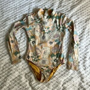 O’Neill long sleeve one piece, sz 7
